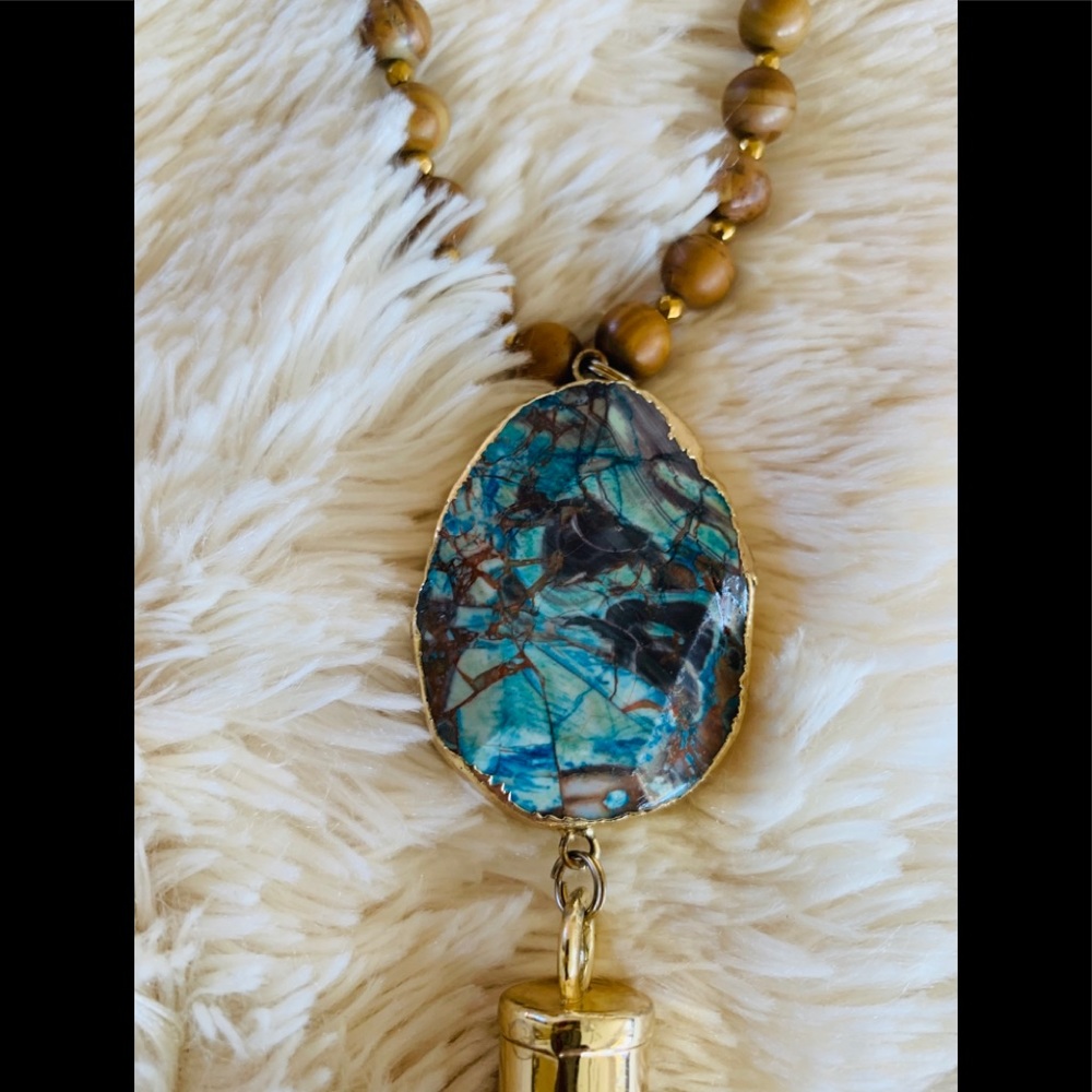 Beaded Necklace With Stone